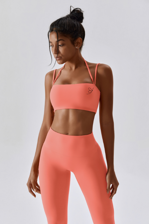 Elevate your fitness style with Fitliz Athletic Activewear Set: trendy, functional, and designed for peak performance.