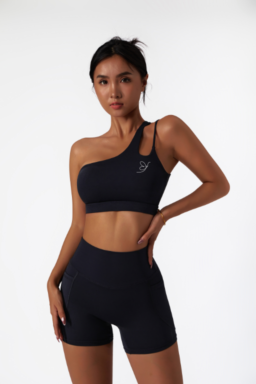 Fitliz Stylish Activewear Set: Fashion meets function for chic, comfortable workouts.