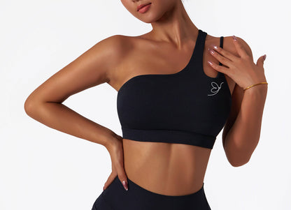 Fitliz Athletic Top: Confidence and style in every move, ideal for all workouts.